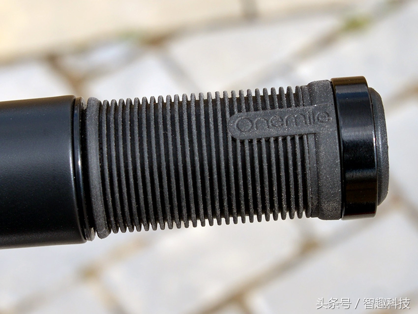 老婆儿子齐上阵视频,入门级电动车测评