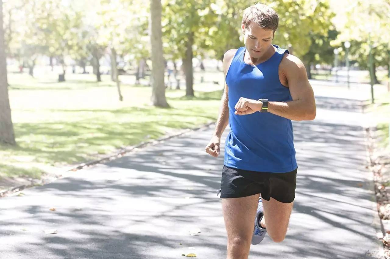 跑步心率跑法,跑步反而跑伤了