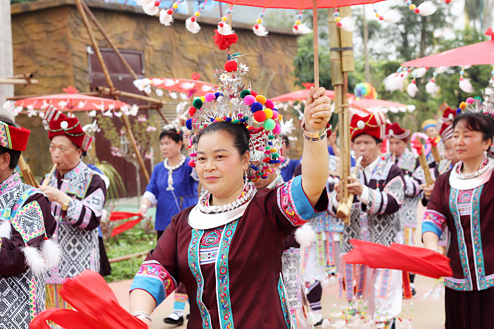 崇左市扶绥龙谷湾恐龙公园,扶绥龙谷湾三月三