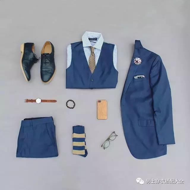 男士休闲西装西裤搭配小白鞋,男士休闲西装搭配什么打底衫