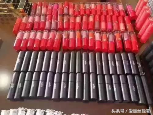 狂买化妆品心理,狂购口红