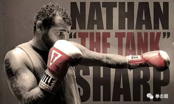 躺着打肚子拳击训练,女孩拳击打肚子训练