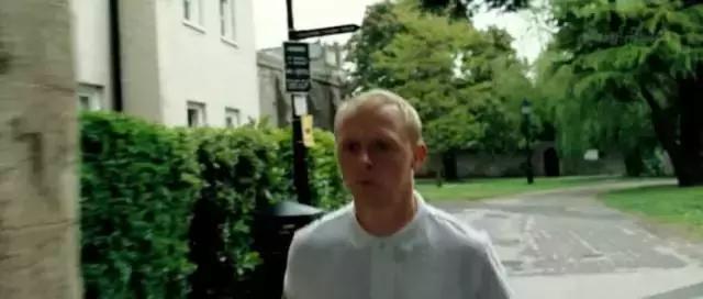 这部重口味、高分喜剧为国人量身订做，却永远不可能引进