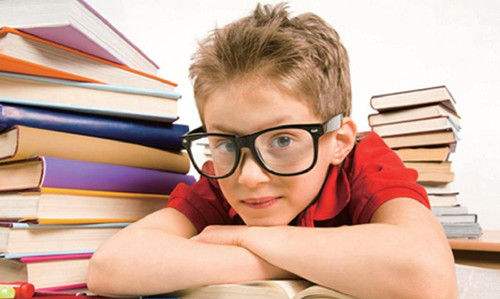 孩子近视我该怎么弥补,孩子近视如何学习