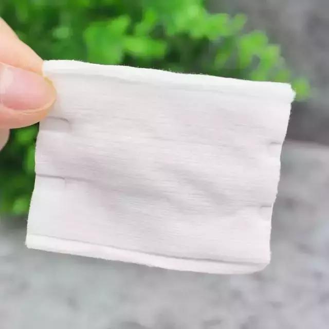 口红不过50元,与阿玛尼烂番茄色相似的口红