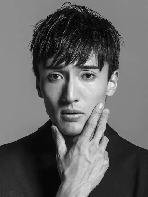 留小胡须有什么讲究,留胡须有技巧