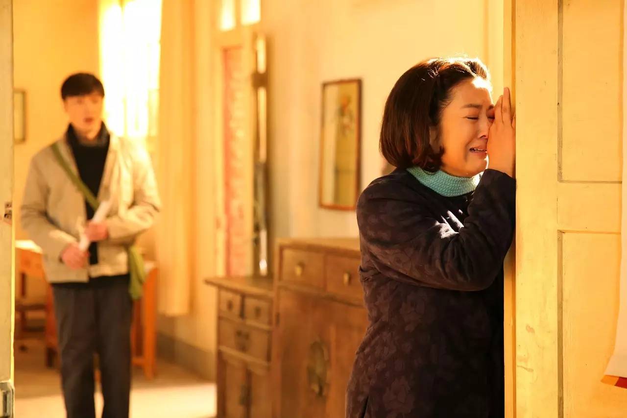 写亲情不受待见？《黄大妮》却有了突破