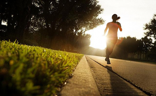 跑步会让小腿越来越大吗,跑步会让小腿粗吗