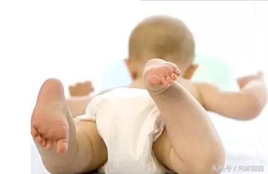 宝宝吃多了多久才会积食发烧,小月龄宝宝积食严重怎么处理