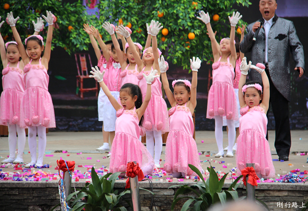 武胜运动会开幕式入场表演,武胜乡村旅游节图片大全
