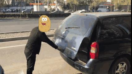 后备箱怎么关对后备箱好,后备箱咋关