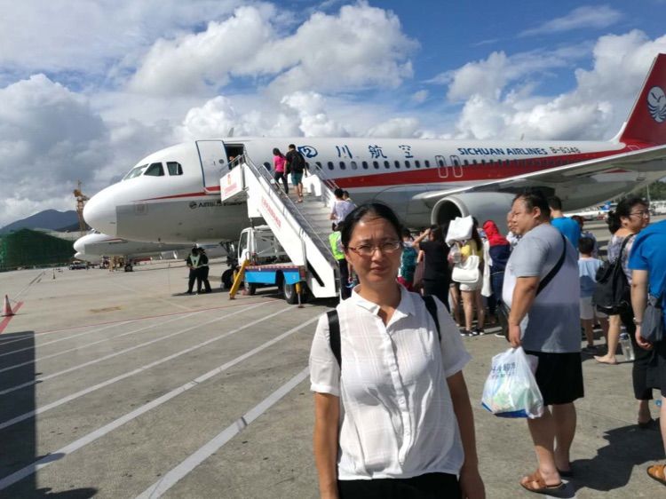 浪在枕边海在眼前——海南三亚行