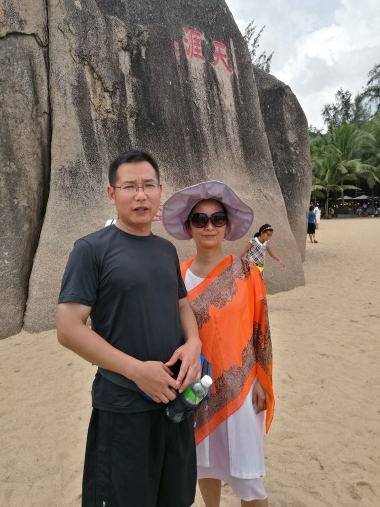 浪在枕边海在眼前——海南三亚行