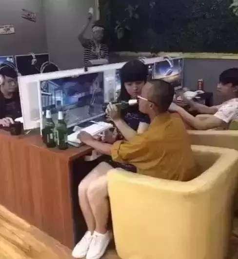 贴心女友的暖心举动,贴心女朋友该做的事