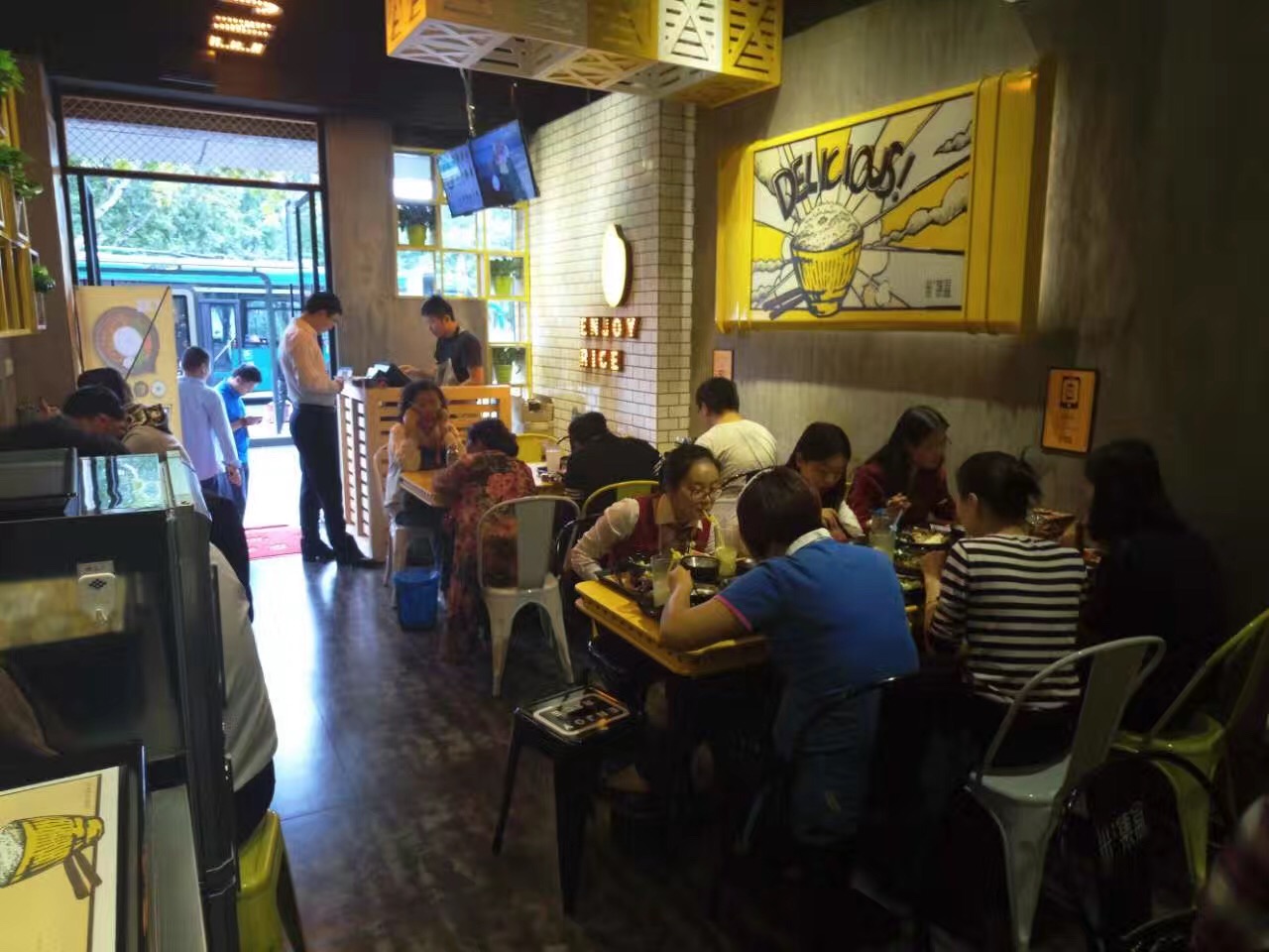 米集盒专注中式快餐,米集盒加盟流程