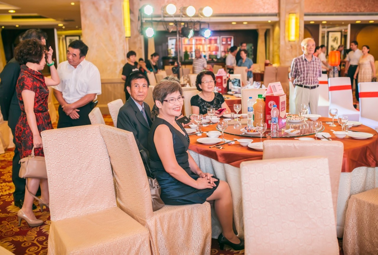 异地办婚礼间隔多久,异地婚礼办一场