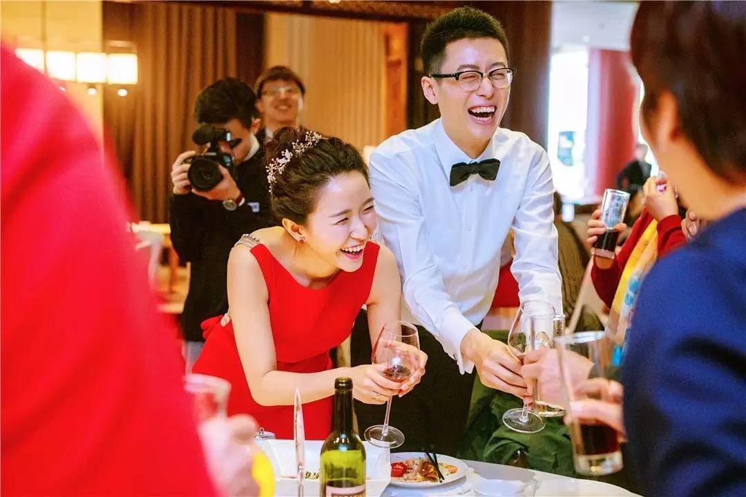 异地办婚礼间隔多久,异地婚礼办一场