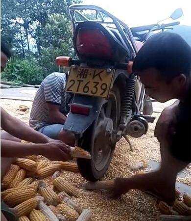 贴心女友的暖心举动,贴心女朋友该做的事