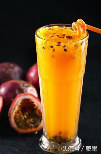 吃百香果有什么好处和功效,正确吃百香果的方法和视频