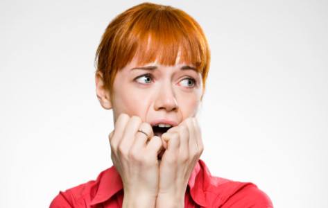 35岁孕妇胎儿脐带扭转,34周脐带扭转胎死是病吗