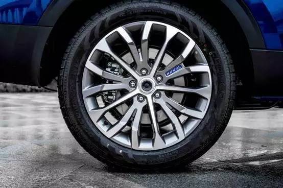 试驾全新哈弗h6冠军版2.0t,哈弗h6国潮版2.0t冠军版试驾