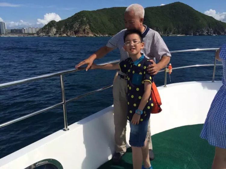 浪在枕边海在眼前——海南三亚行