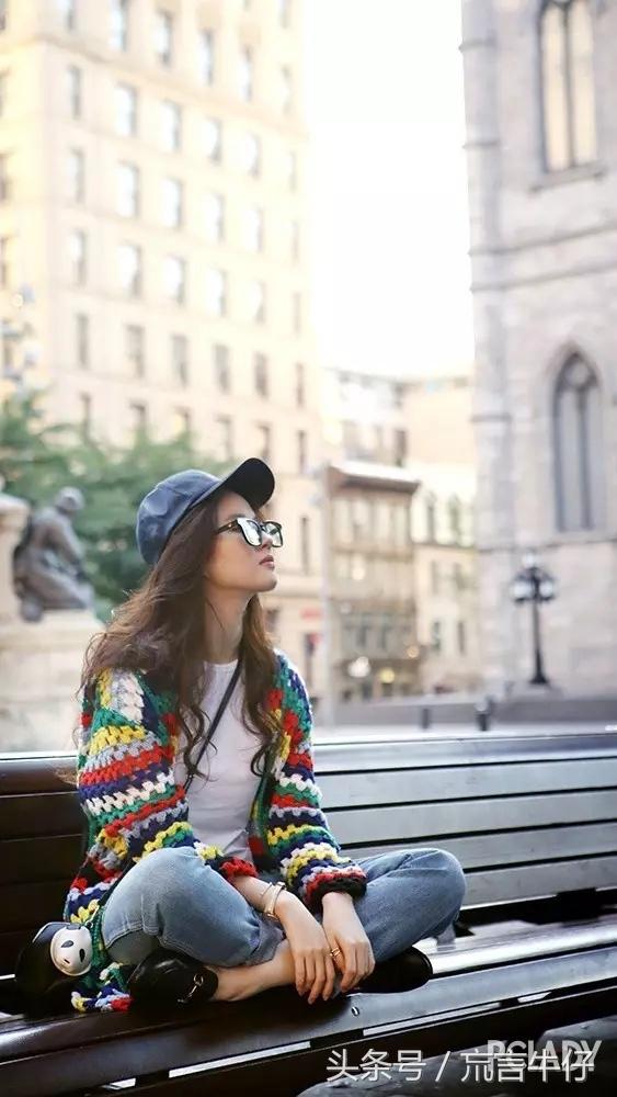 开春针织开衫外套搭配什么内搭,新款时尚牛仔外套风衣