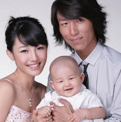 白百何陈羽凡互相伤害：白百何被红了陈羽凡被绿了他们的感情黄了