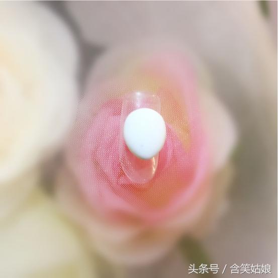 雕花胶美甲教程,美甲教程手绘梅花