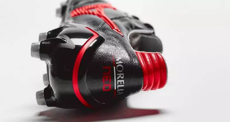 美津浓哪个配色好看,美津浓黑色经典款