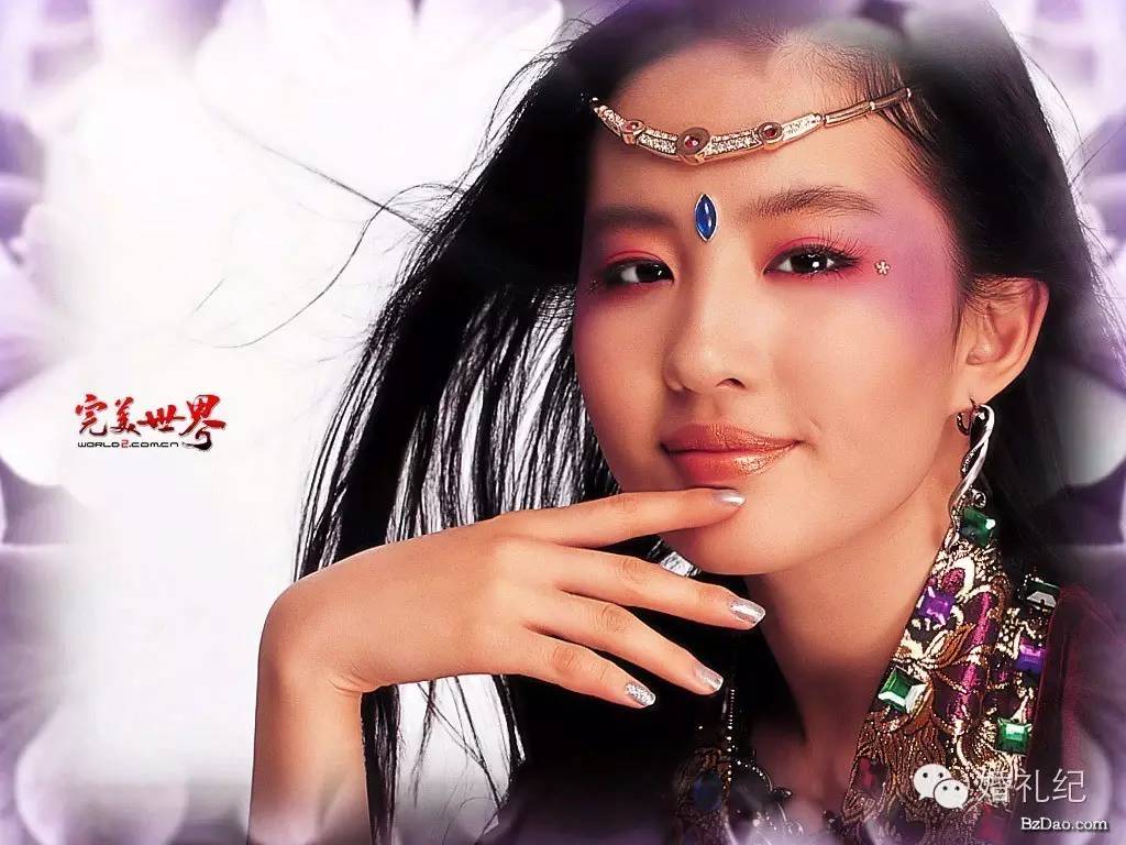 新娘美甲裸色系短甲,最近新娘美甲火爆款