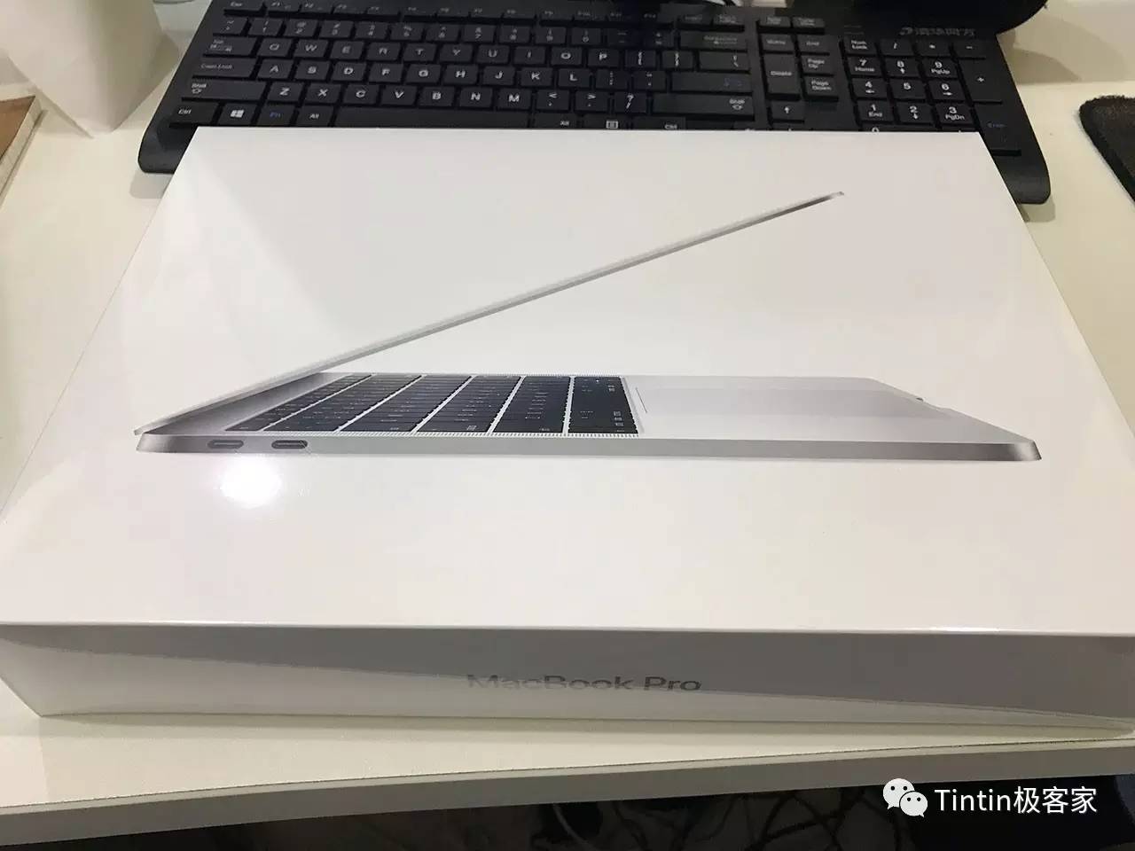 不带Multi-TouchBar啥感觉？新版MBP开箱