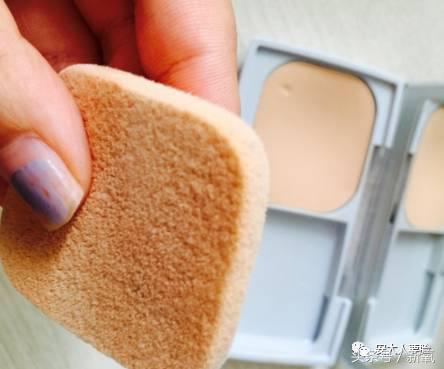 为什么脸油还能起干皮,为什么脸会给人一种油油的感觉