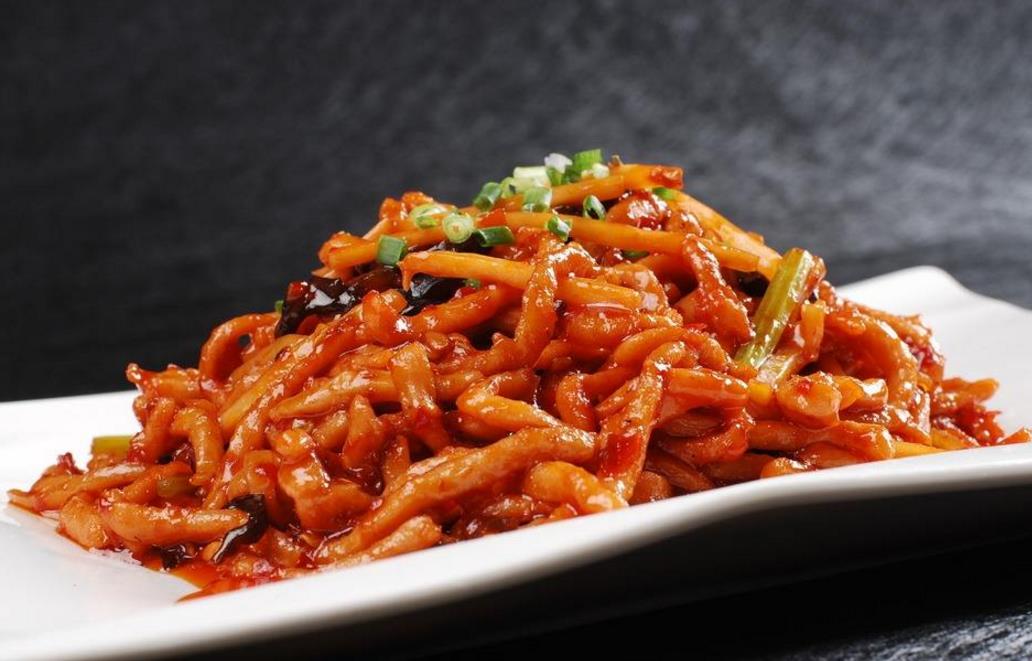 川菜的鱼香肉丝特点,正宗川菜鱼香肉丝的做法