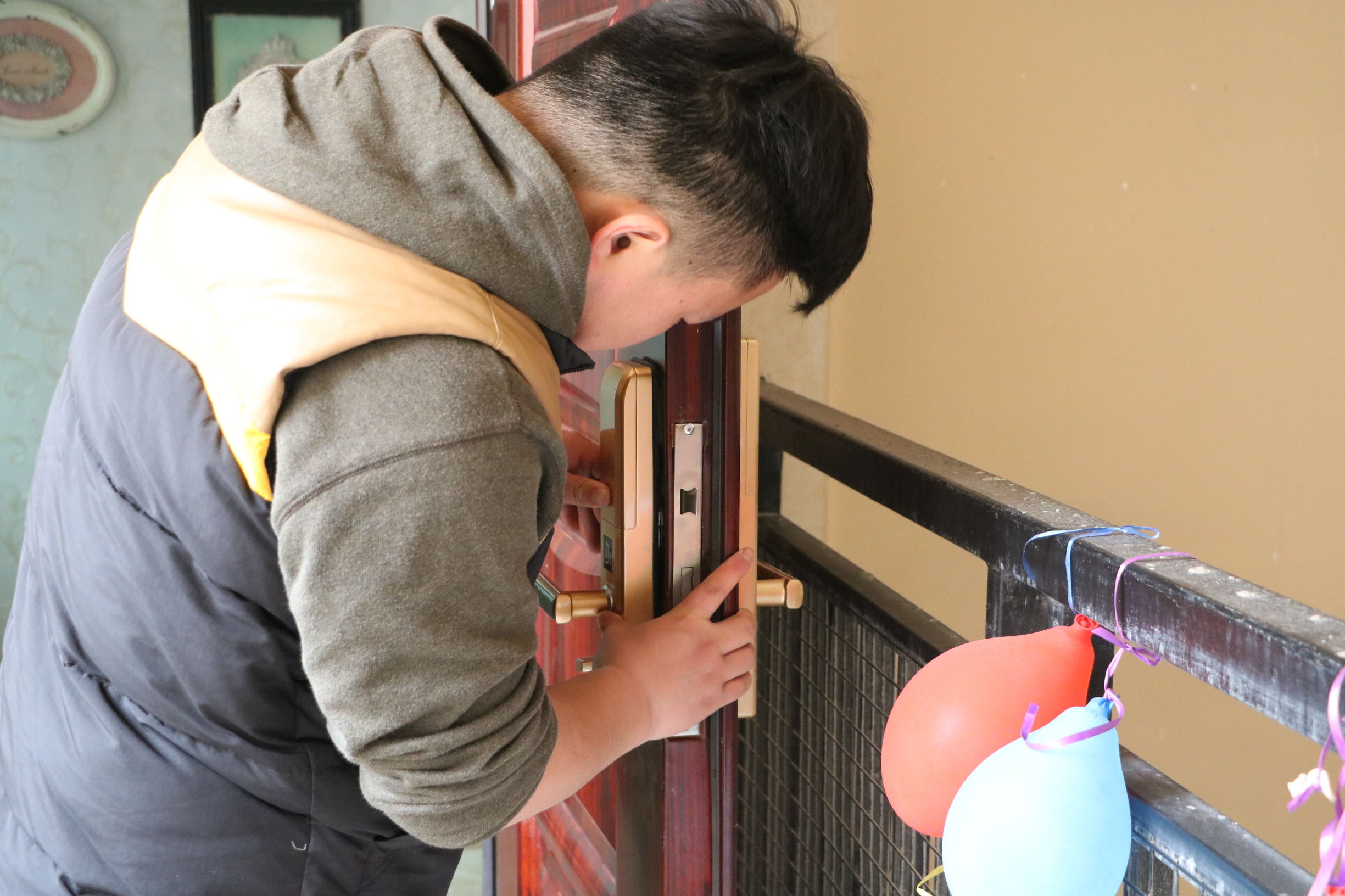 三星r80指纹锁水货和行货的区别,三星指纹锁容易被盗吗