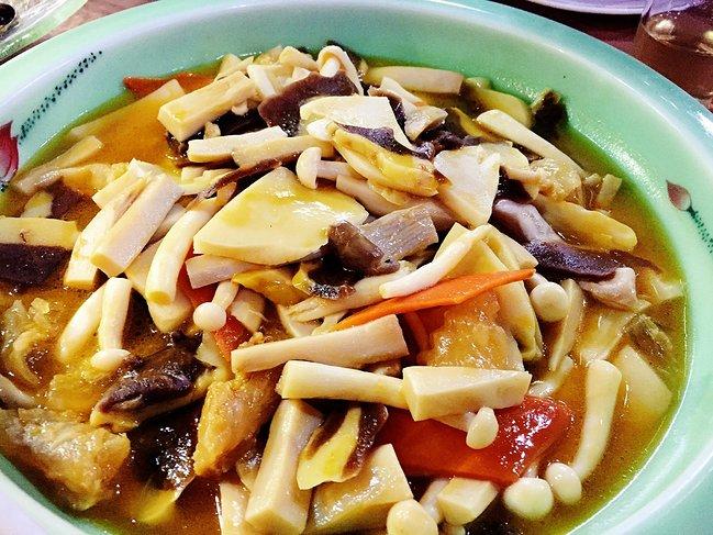 峨眉山一日观金顶日出吃住行攻略,峨眉山吃住行全攻略