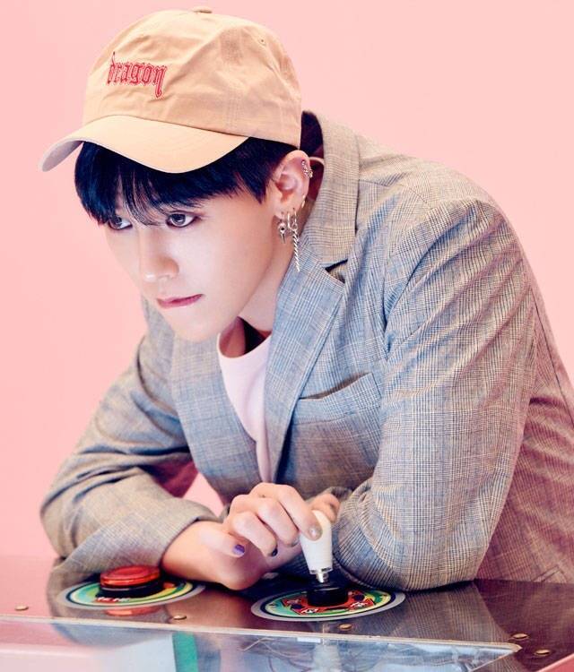 鸡涌老婆团可以换壁纸啦好帅心脏受到了暴击