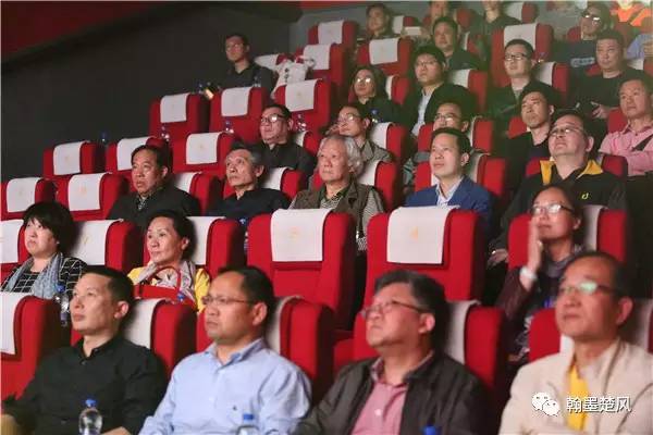 閲戜集鍏寸邯褰曠墖瑙嗛,閲戜集鍏寸邯褰曠墖鍏ㄩ泦