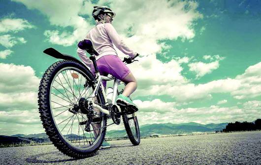 如何解决骑车膝盖疼的问题,小朋友骑车膝盖疼怎么办