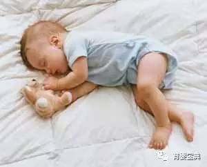 婴儿面部湿疹怎么护理效果最好,湿疹的护理方法与关注事项