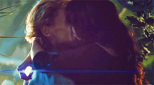 现任是前任的替代品照片,现任不是前任