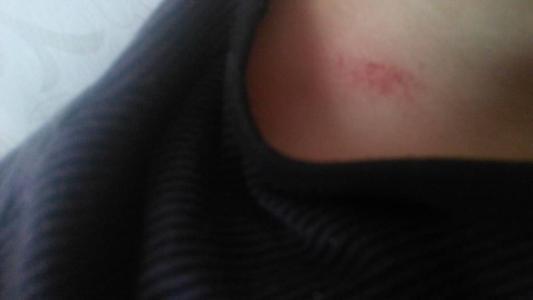 “老婆偷偷约会前男友，回来后身上多了东西，我却不知所措！”