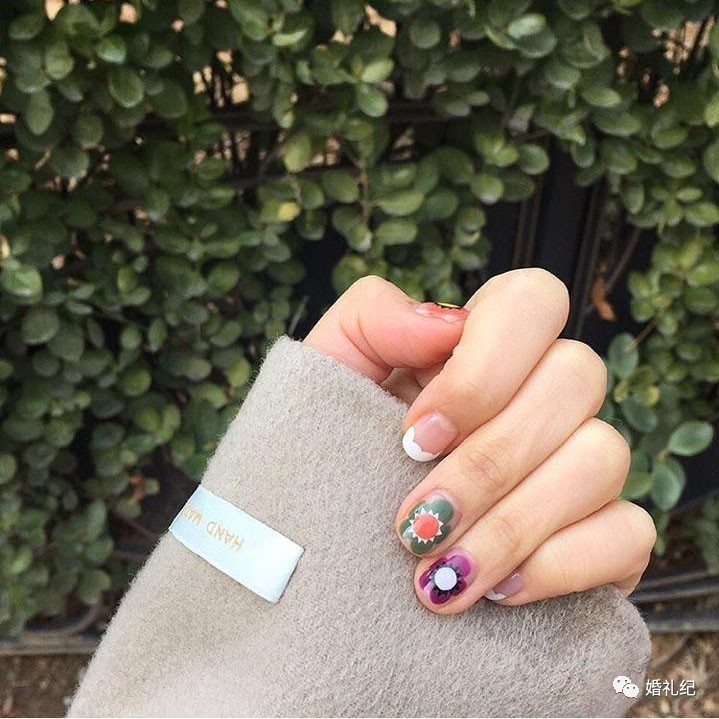 新娘美甲裸色系短甲,最近新娘美甲火爆款