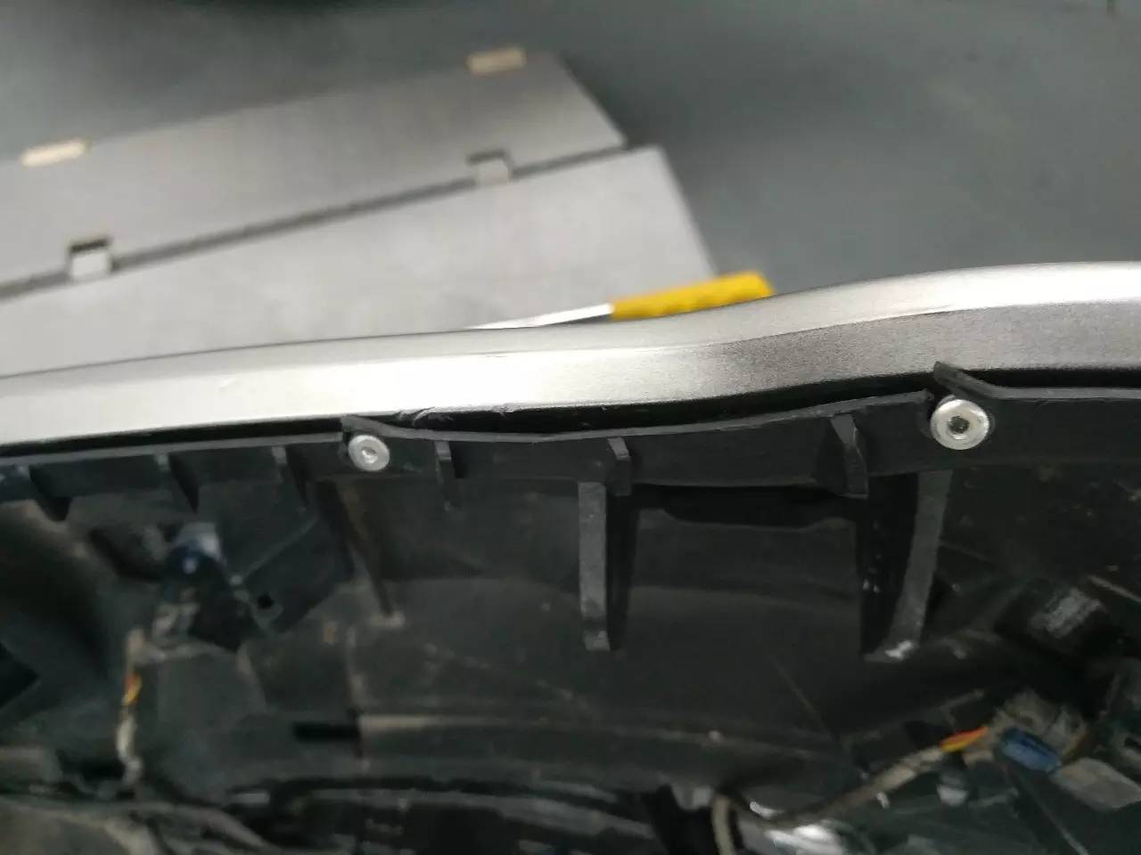 奔驰r老改新内饰,奔驰r老款改新