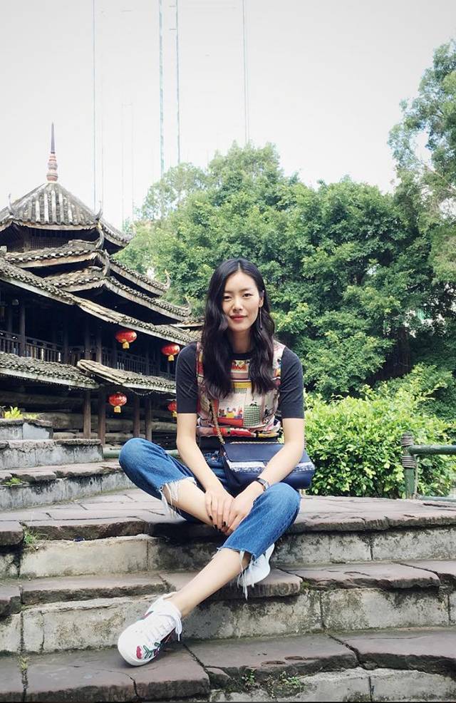 刘雯穿什么鞋,刘雯穿的鞋