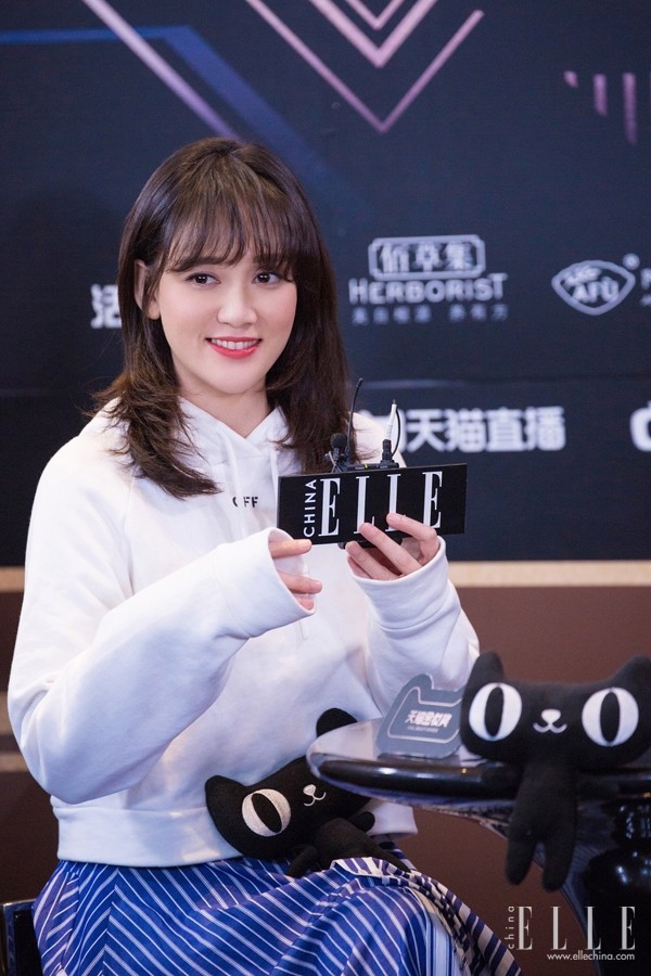 刘海半长不短发型,刘海半长不短怎么办