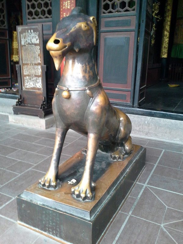 2013.12.27—2014.1.1峨眉、乐山、成都、广汉、都江堰六日暴走游记（下）