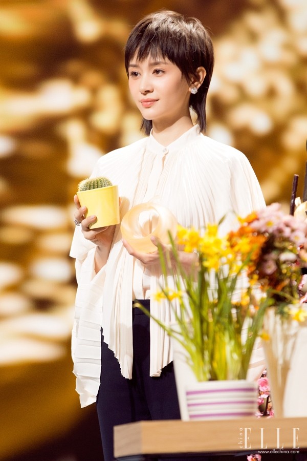 刘海半长不短发型,刘海半长不短怎么办