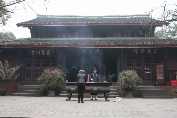 2013.12.27—2014.1.1峨眉、乐山、成都、广汉、都江堰六日暴走游记（下）