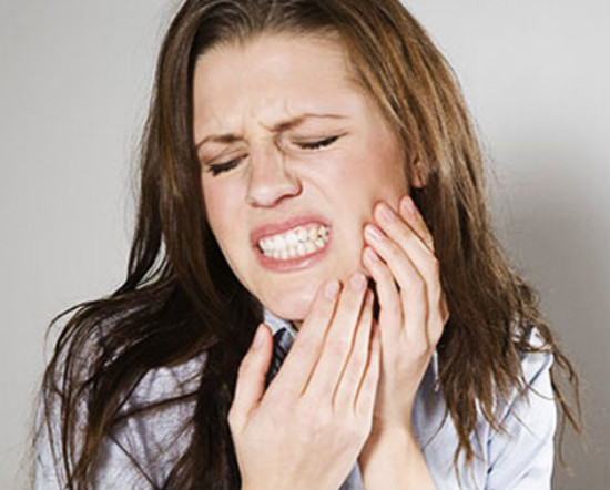 哺乳期牙痛怎么办可以吃止疼药吗,哺乳期牙疼的最佳止痛方法